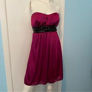 Stunning Strappless Fuscia Dress ft Black Sequined Empire Waist